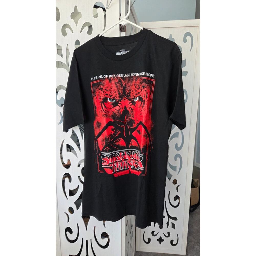 Stranger Things Season 5 Vecna Shirt Men's Size Large Tall LT One Last Adventure